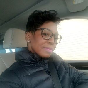 Meet your Posher, Lakeysha